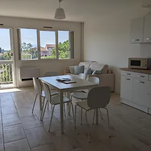 Superbe T2 Proche Des Plages Et Des Commerces Appartamento Hyères